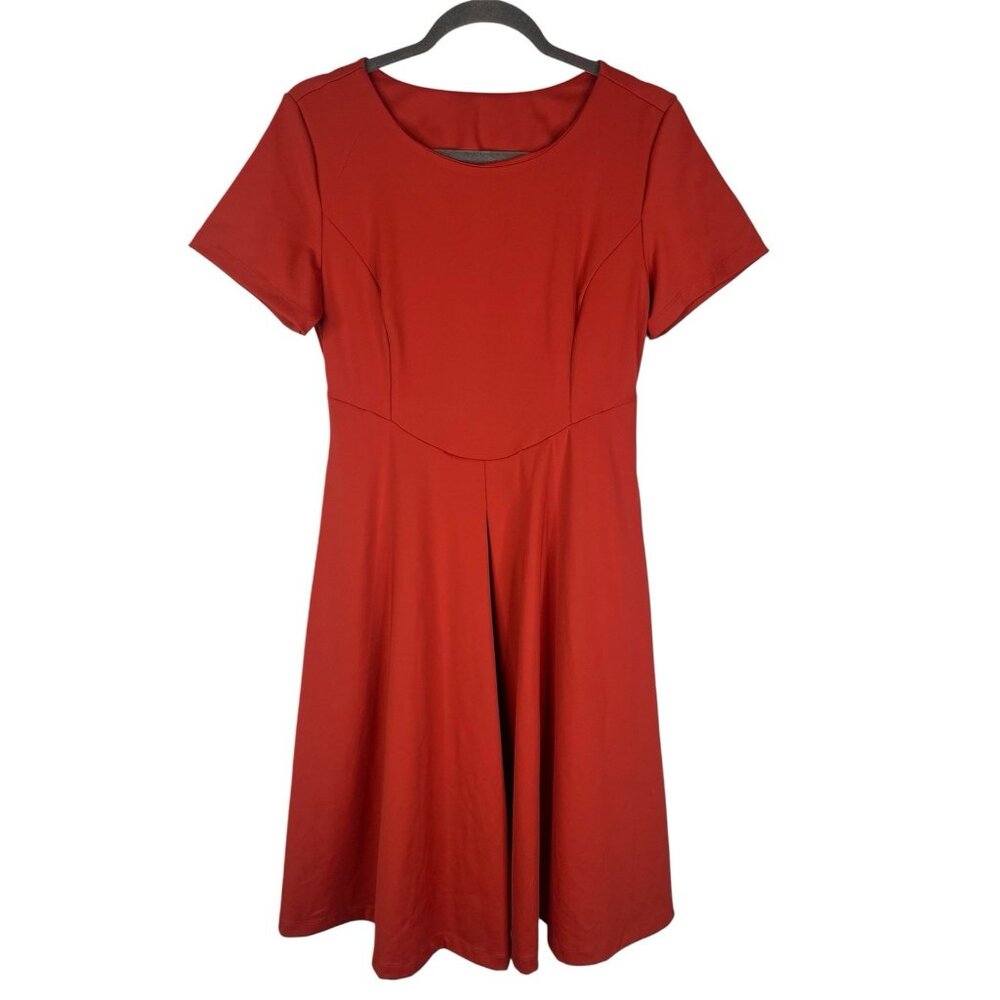 HALARA Women's Rouge Red Short Sleeve Fit & Flare Pleated Dress NWT Medium
